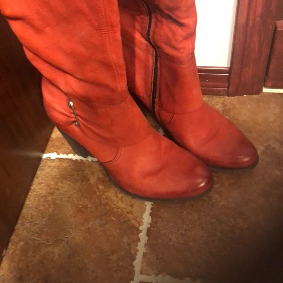 Red Winter Boots - Picture 5 of 5